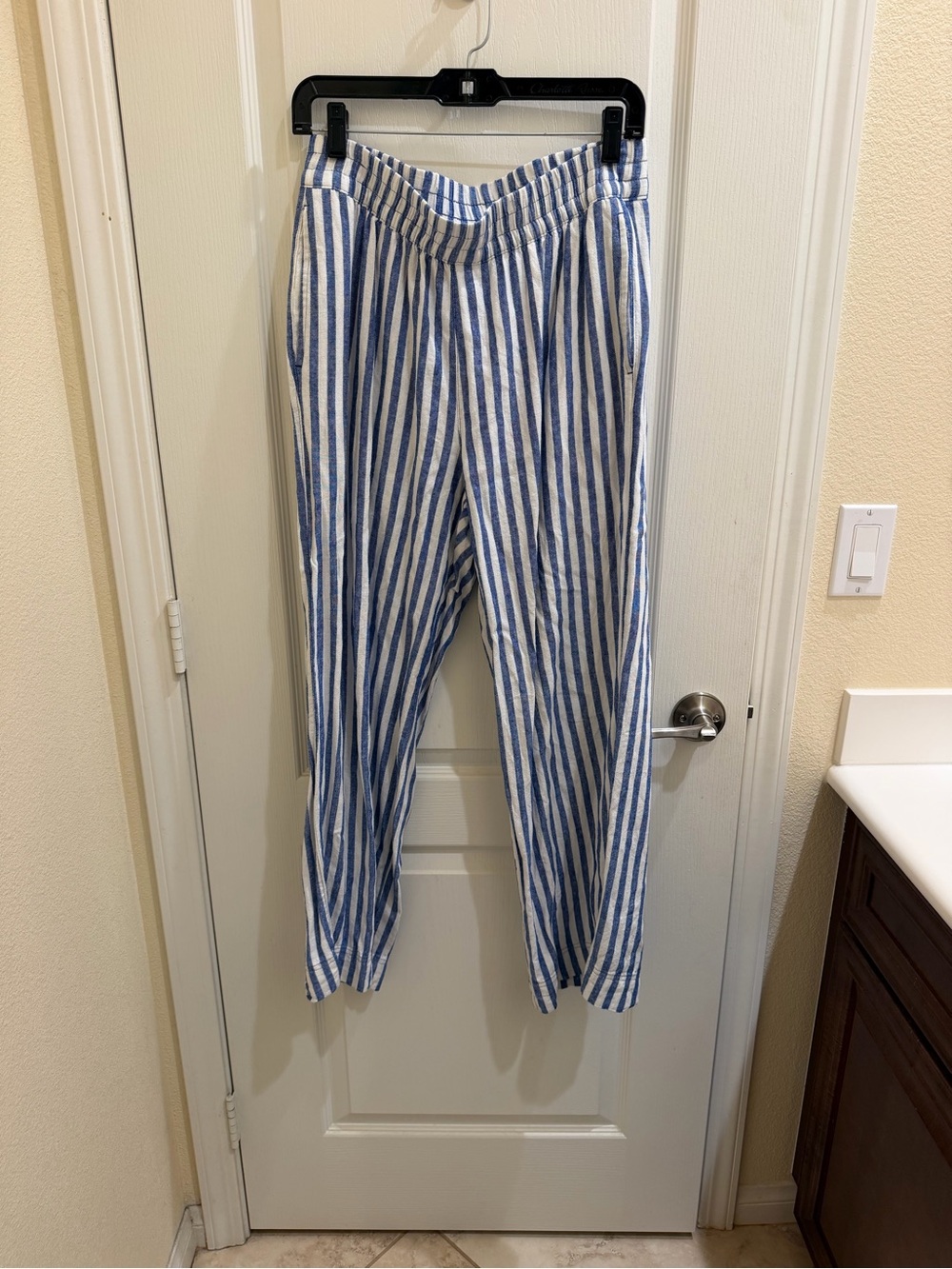 Old Navy Women’s Wide Leg Striped Pants